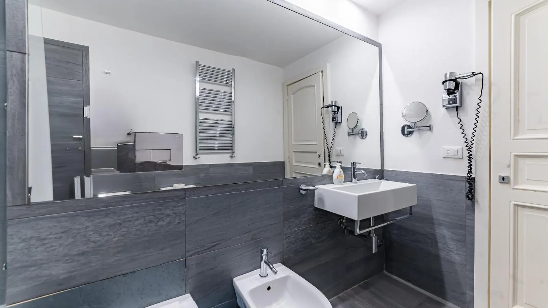 Casa Dana - Metro Flaminio - Piazza Del Popolo Apartment Rome
